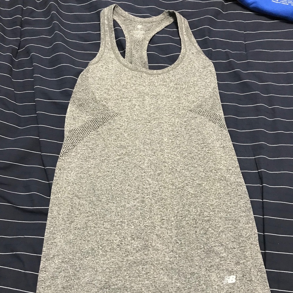 New balance eraser back tank top
